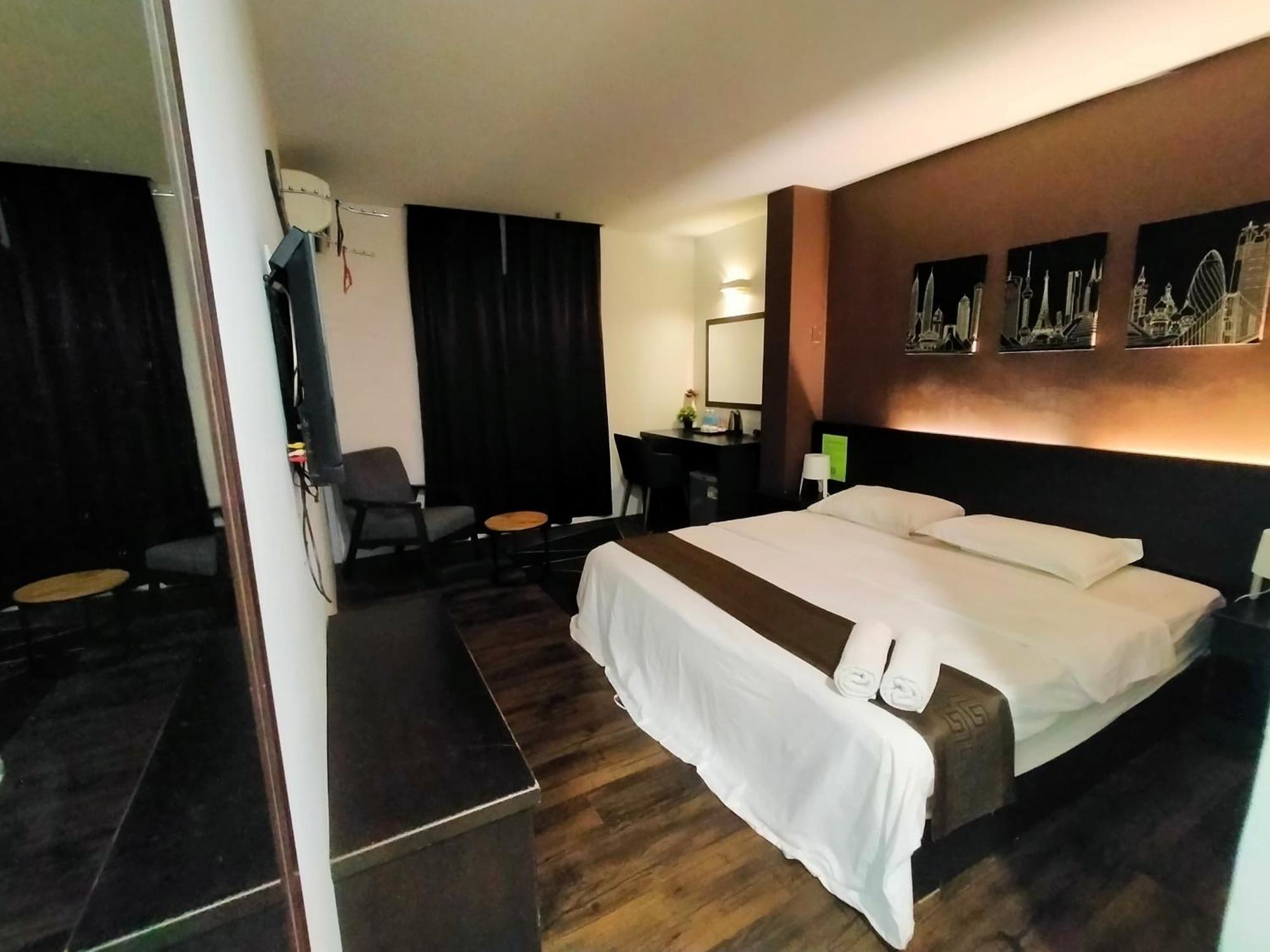 The Grace Hotel Muar Exterior photo