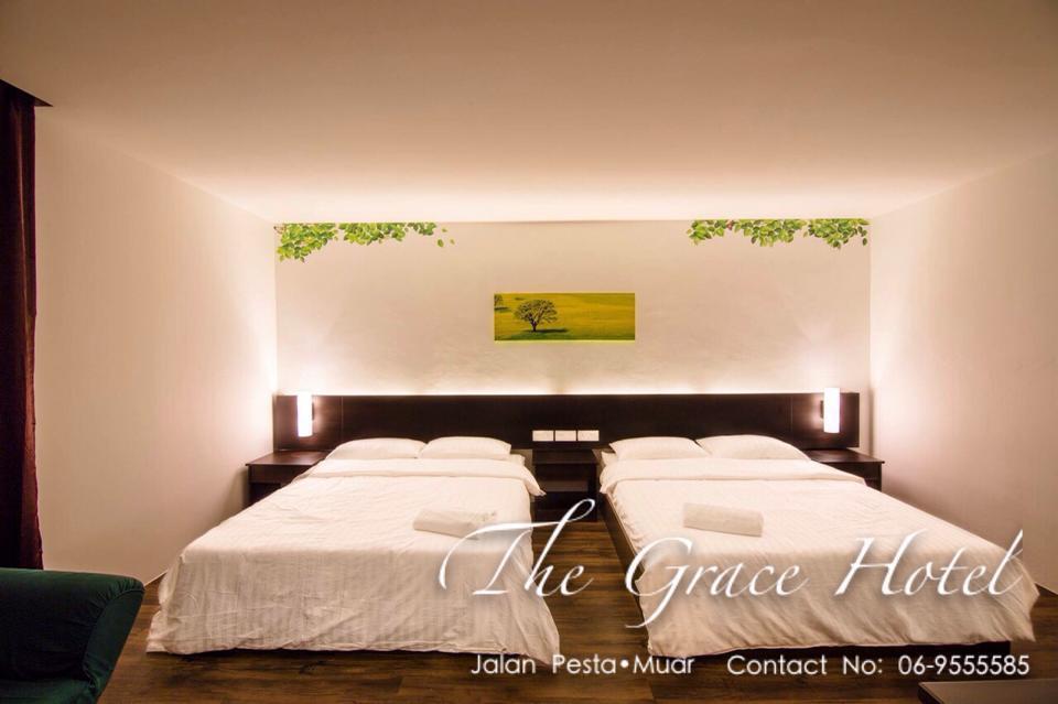 The Grace Hotel Muar Exterior photo