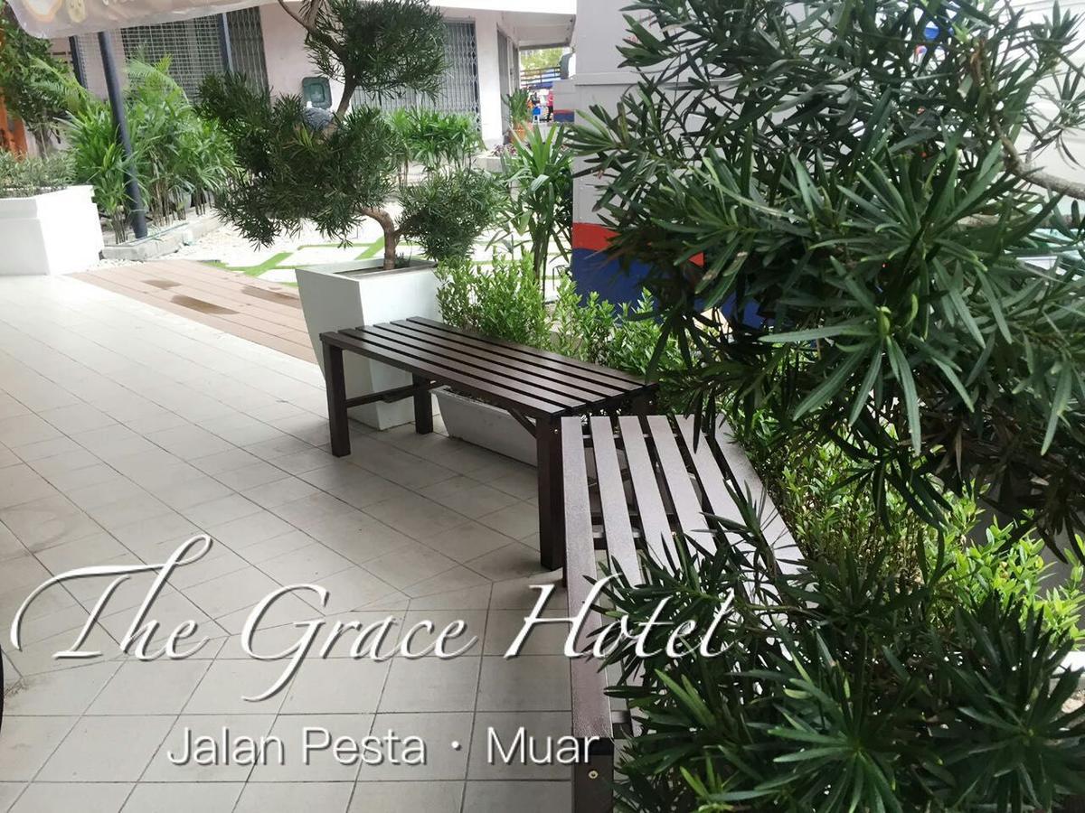 The Grace Hotel Muar Exterior photo